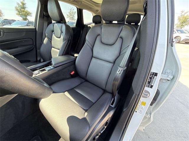 used 2023 Volvo XC60 Recharge Plug-In Hybrid car, priced at $35,674