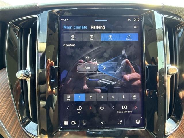 used 2023 Volvo XC60 Recharge Plug-In Hybrid car, priced at $35,674