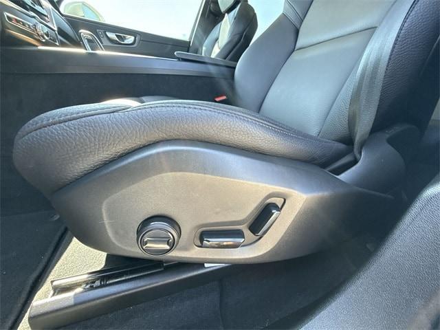 used 2023 Volvo XC60 Recharge Plug-In Hybrid car, priced at $35,674