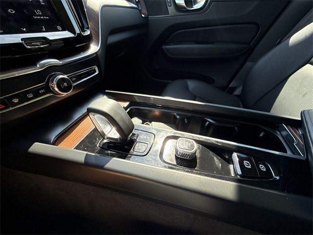 used 2023 Volvo XC60 Recharge Plug-In Hybrid car, priced at $35,674