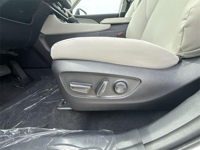 used 2025 Toyota Grand Highlander car, priced at $47,440