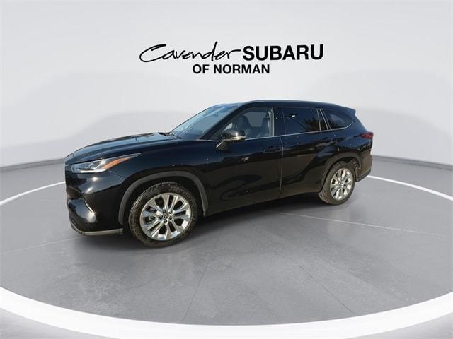 used 2021 Toyota Highlander car, priced at $32,750