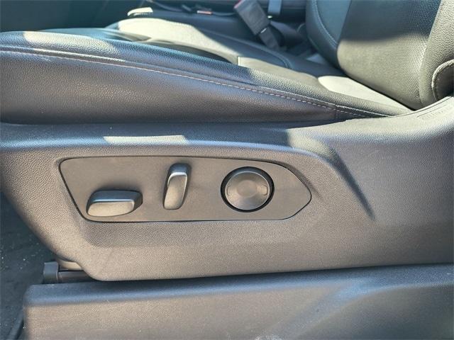 used 2024 GMC Sierra 1500 car, priced at $43,894