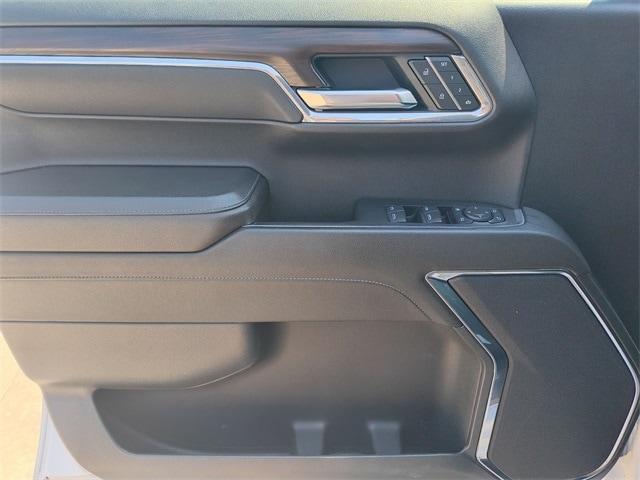 used 2024 GMC Sierra 1500 car, priced at $43,894