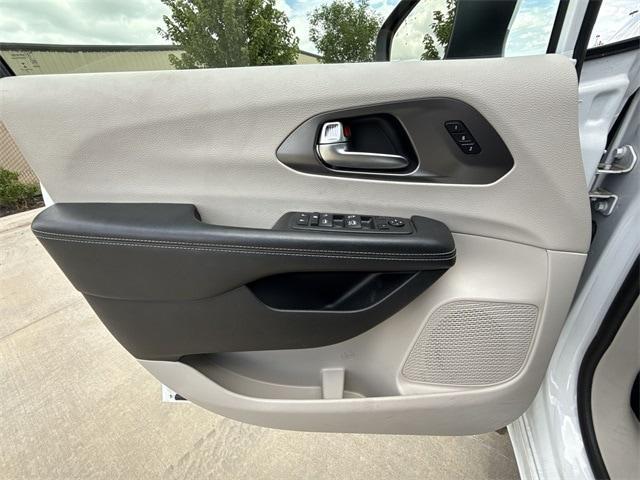 used 2023 Chrysler Pacifica car, priced at $24,900
