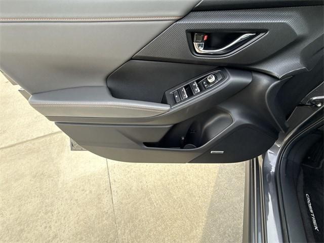 used 2025 Subaru Crosstrek car, priced at $29,070