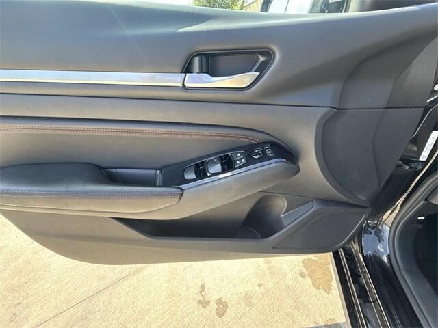 used 2023 Nissan Altima car, priced at $21,673