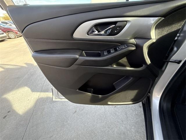 used 2021 Chevrolet Traverse car, priced at $22,000