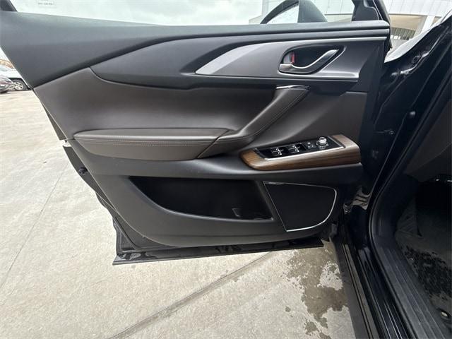 used 2023 Mazda CX-9 car, priced at $26,650