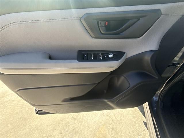 new 2025 Subaru Forester car, priced at $33,502