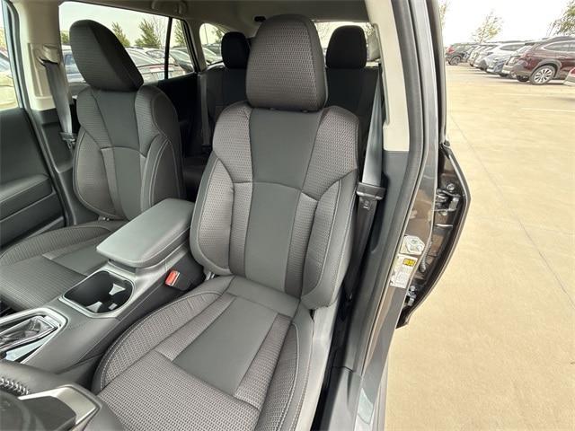 new 2025 Subaru Outback car, priced at $35,836