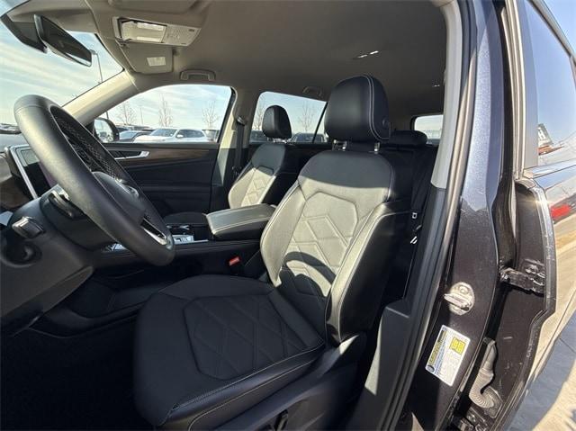 used 2024 Volkswagen Atlas car, priced at $33,921