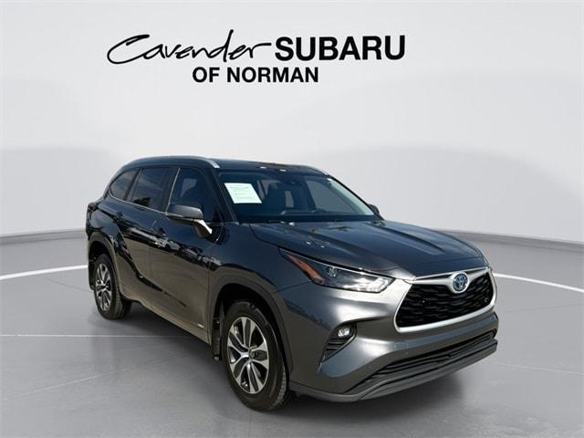 used 2023 Toyota Highlander Hybrid car, priced at $34,981