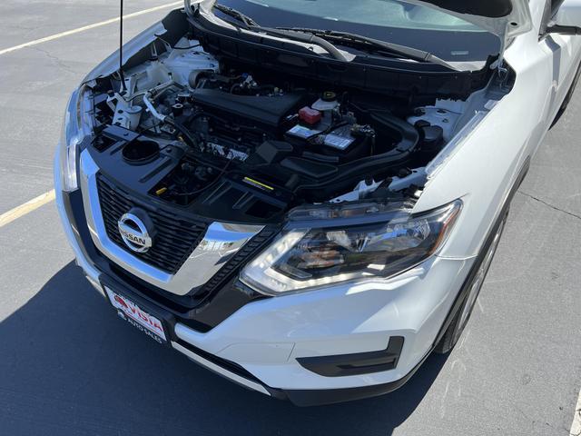 used 2017 Nissan Rogue car