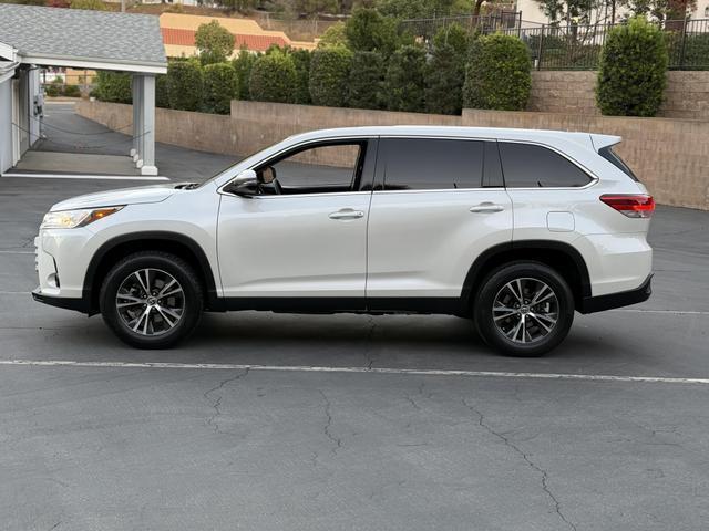 used 2019 Toyota Highlander car, priced at $24,880