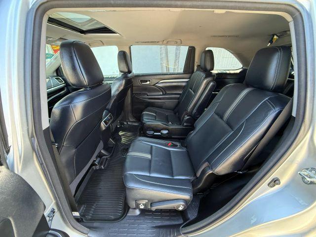 used 2017 Toyota Highlander car, priced at $22,910