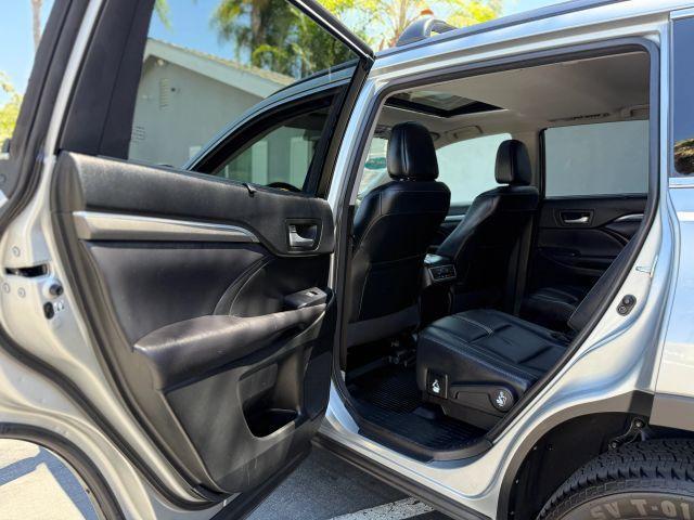 used 2017 Toyota Highlander car, priced at $22,910