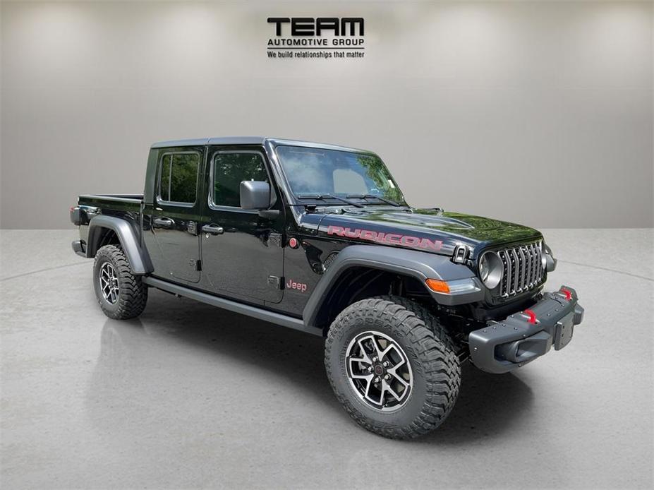 new 2024 Jeep Gladiator car, priced at $61,098