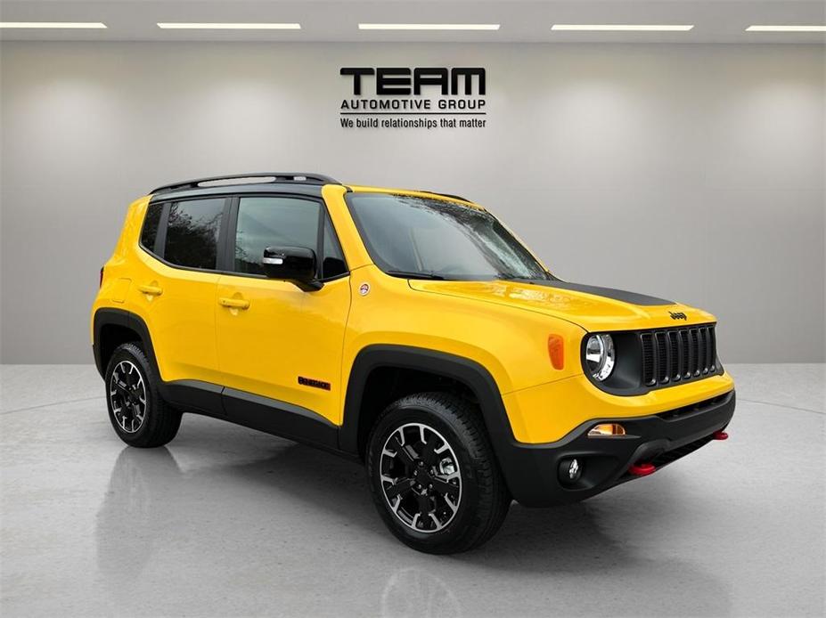 new 2023 Jeep Renegade car, priced at $27,371