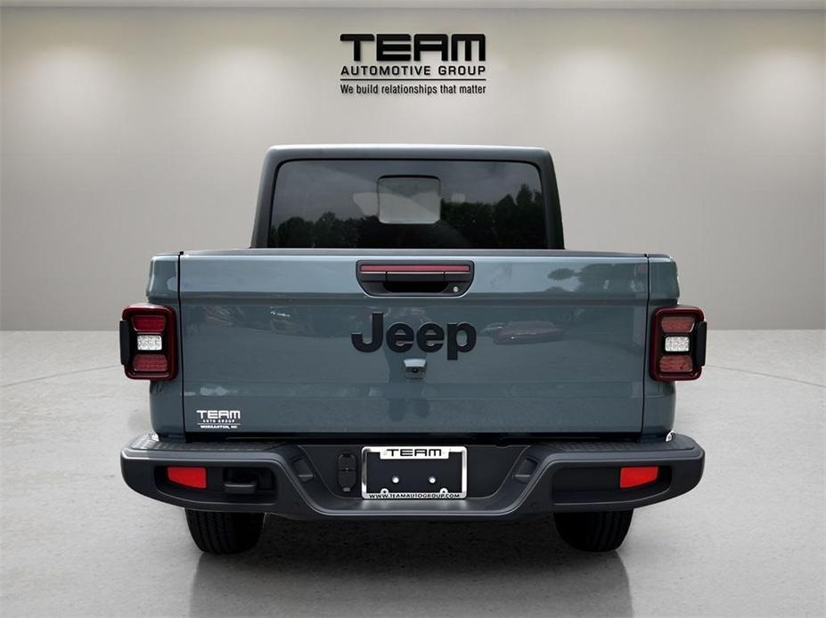 new 2024 Jeep Gladiator car, priced at $44,659