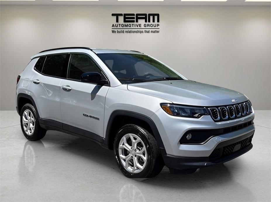 new 2024 Jeep Compass car, priced at $29,301