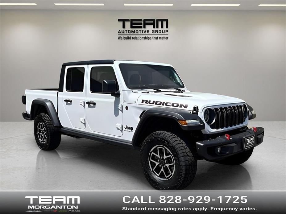 new 2024 Jeep Gladiator car, priced at $57,619