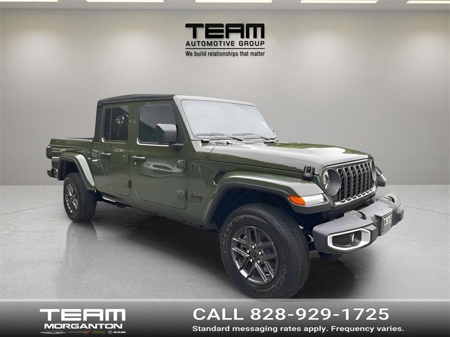 new 2024 Jeep Gladiator car, priced at $44,179