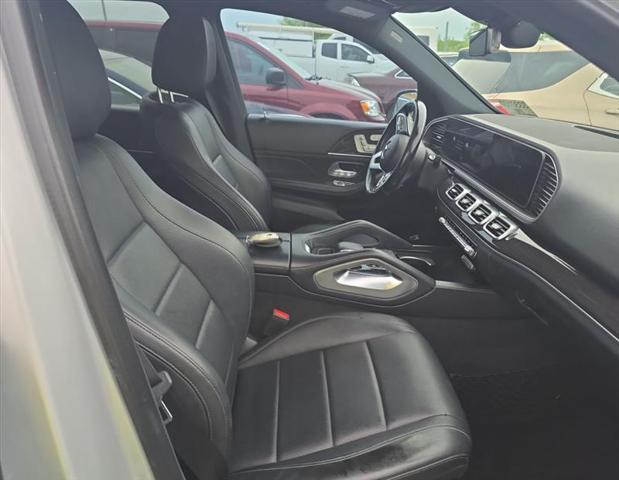 used 2020 Mercedes-Benz GLE 350 car, priced at $26,995