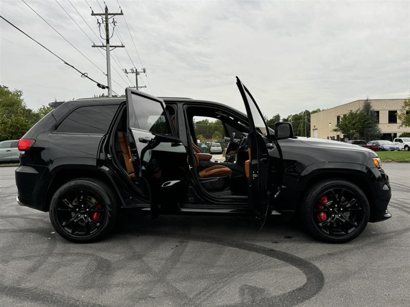 used 2017 Jeep Grand Cherokee car, priced at $30,786