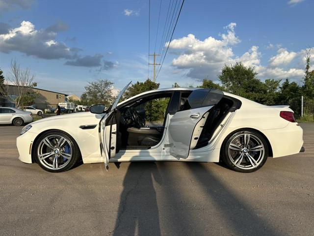 used 2014 BMW M6 car, priced at $24,995