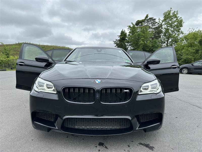 used 2015 BMW M5 car, priced at $34,786