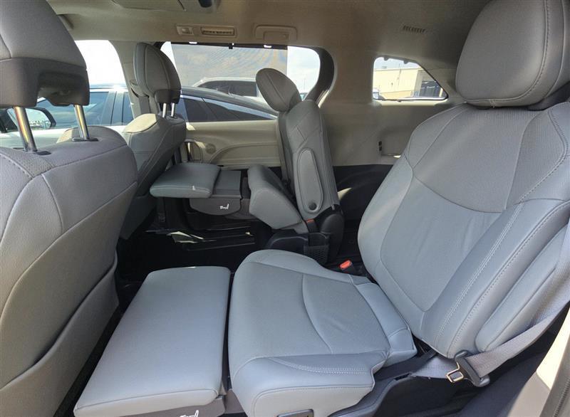 used 2022 Toyota Sienna car, priced at $31,786