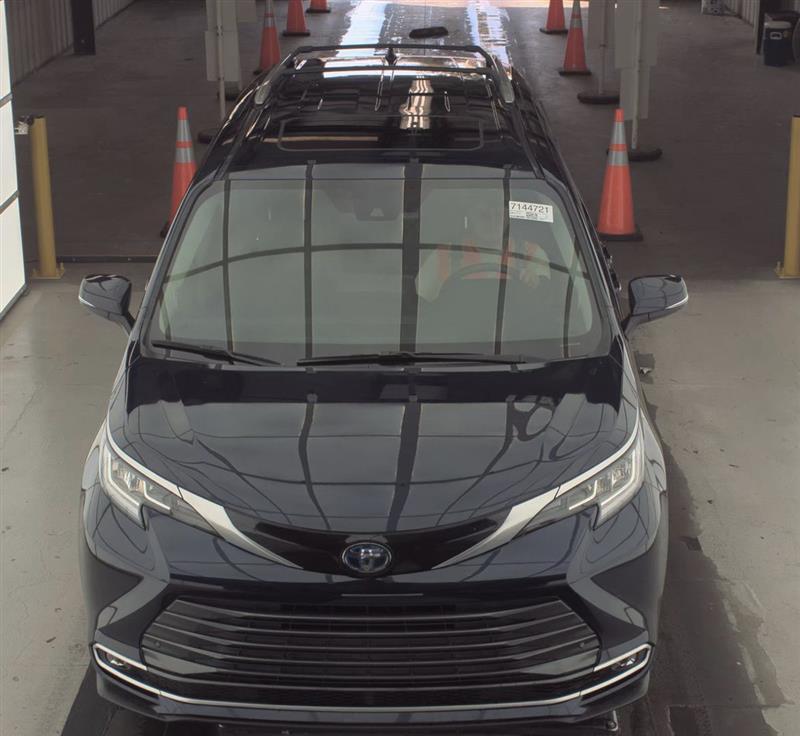 used 2022 Toyota Sienna car, priced at $31,786