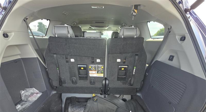 used 2022 Toyota Sienna car, priced at $31,786