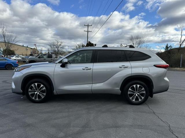 used 2020 Toyota Highlander car, priced at $26,499