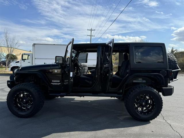 used 2014 Jeep Wrangler Unlimited car, priced at $15,999