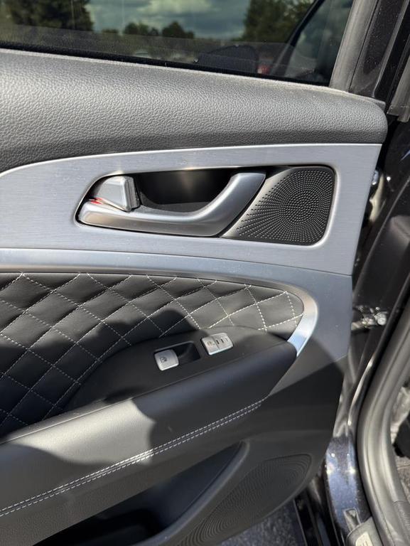 used 2021 Genesis G70 car, priced at $27,999