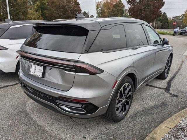 new 2025 Lincoln Nautilus car, priced at $63,605