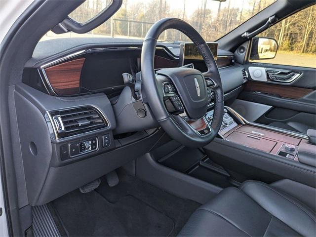 new 2024 Lincoln Navigator car