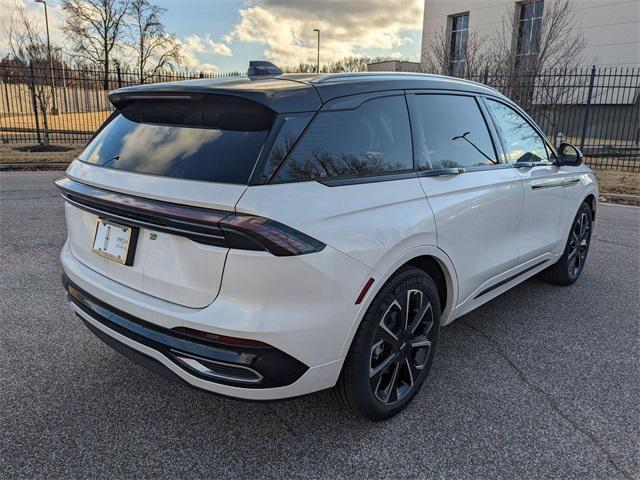 new 2025 Lincoln Nautilus car, priced at $65,205