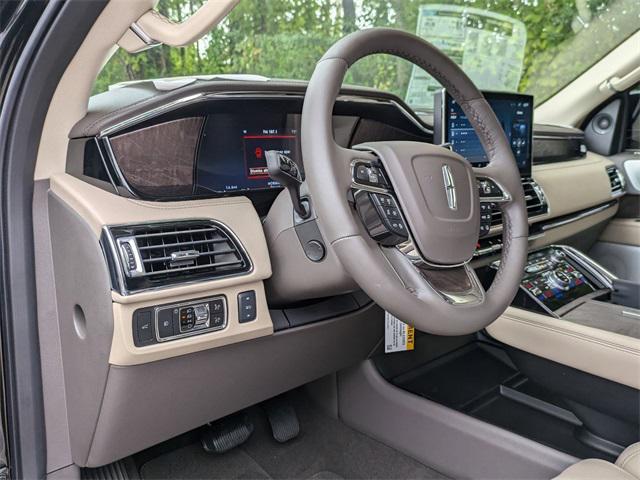 new 2024 Lincoln Navigator car, priced at $109,470