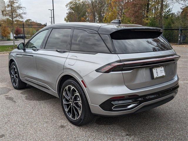 new 2025 Lincoln Nautilus car, priced at $61,605