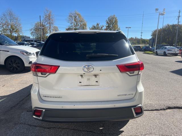 used 2018 Toyota Highlander car, priced at $21,995