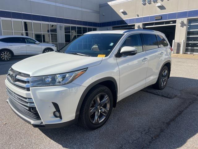 used 2018 Toyota Highlander car, priced at $21,995