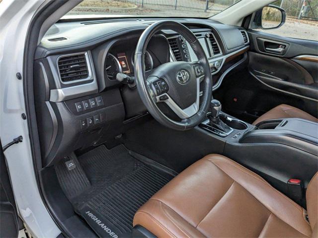 used 2018 Toyota Highlander car, priced at $21,907