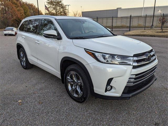 used 2018 Toyota Highlander car, priced at $21,907