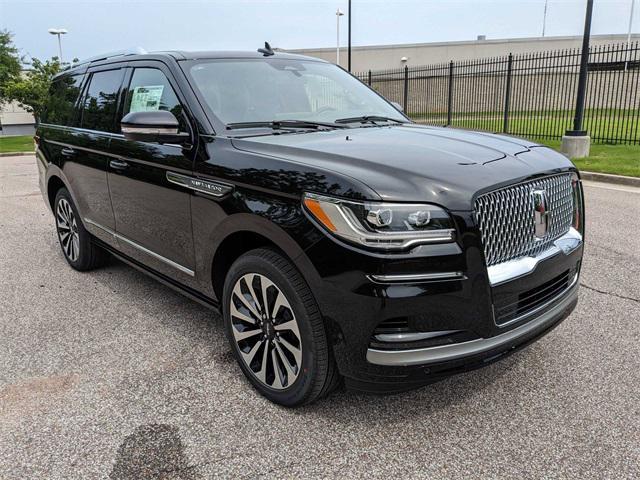 new 2024 Lincoln Navigator car, priced at $105,055