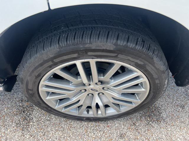 used 2023 Ford Expedition car, priced at $53,999