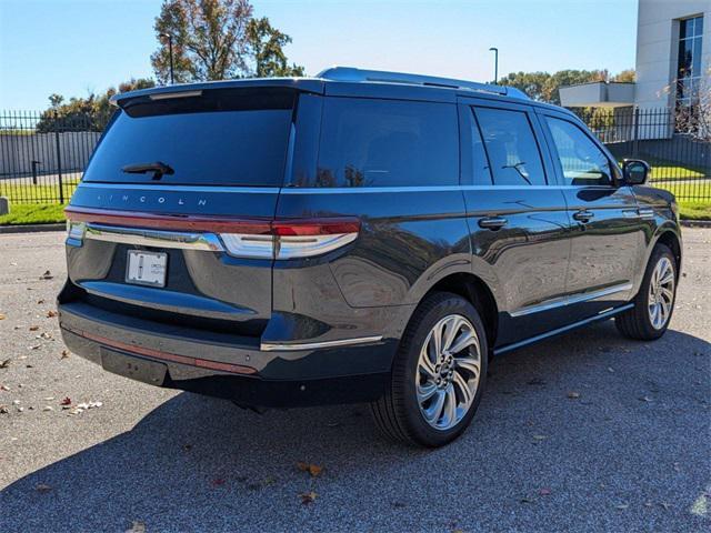 new 2024 Lincoln Navigator car, priced at $105,375