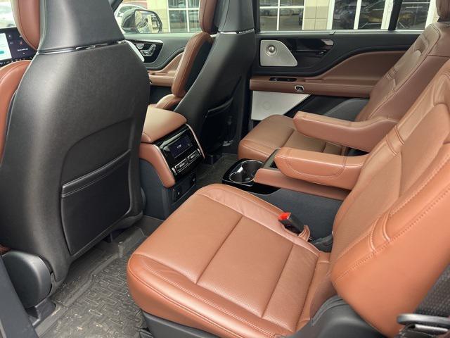 used 2025 Lincoln Aviator car, priced at $73,995